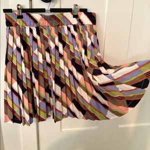 Pleated skirt, banana republic, size 8, mini